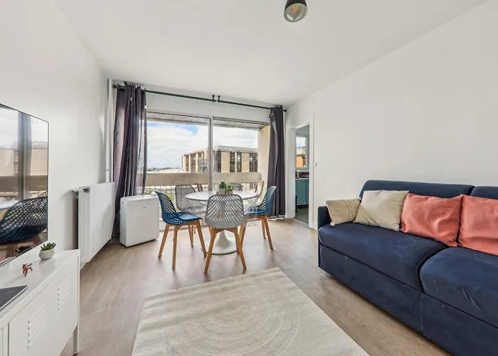 Le Familial - Charming In Paris