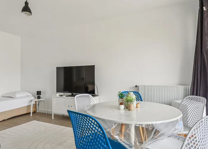 Le Familial - Charming In Apartamento Paris